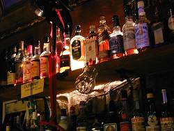 An der Theke (zum Vergr�ssern anklicken)