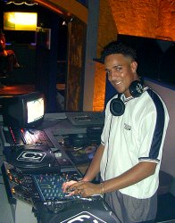 Salsateca Zizas, Linz; click to enlarge - anklicken zum Vergr��ern, mit ALT+F4 wieder schliessen