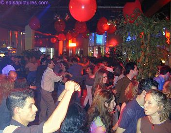 AXXES - click to enlarge - anklicken zum Vergr��ern, mit ALT+F4 wieder schliessen