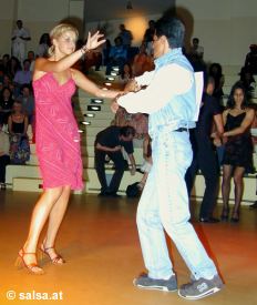 Salsa im Gangolf in Bonn - anklicken zum Vergr��ern - click to enlarge