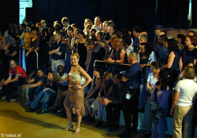 Salsa im Gangolf in Bonn - anklicken zum Vergr��ern - click to enlarge