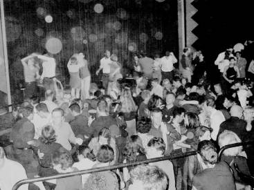 (anklicken zum Vergr��ern - click to enlarge)