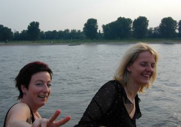 Salsaboot D�sseldorf