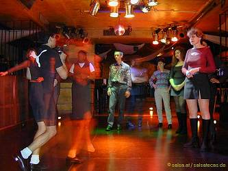 Salsa-Schnupperkurs  (click to enlarge - anklicken zum Vergr��ern, mit ALT+F4 wieder schliessen)