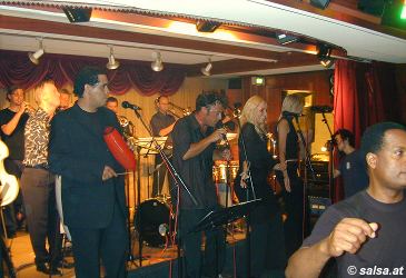 (anklicken zum Vergr��ern - click to enlarge)