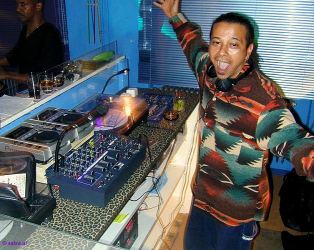 Bailopes, Karlsruhe (klicken zum Vergr��ern - click to enlarge)