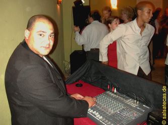 Salsa im Theatrale (anklicken zum Vergr��ern, mit ALT+F4 wieder schliessen)